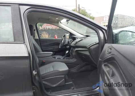 2019 Ford Escape S z USA, uszkodzony, nr VIN 1FMCU0F78KUC27319